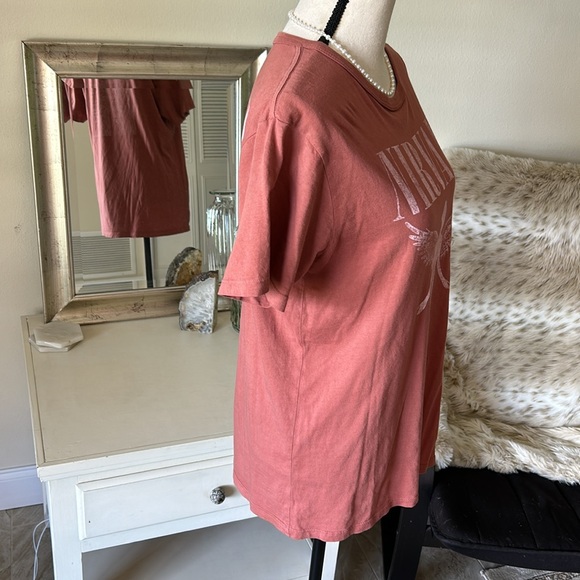 Free people by live nation nirvana graphic band Tee shirt small oversized - Picture 8 of 12